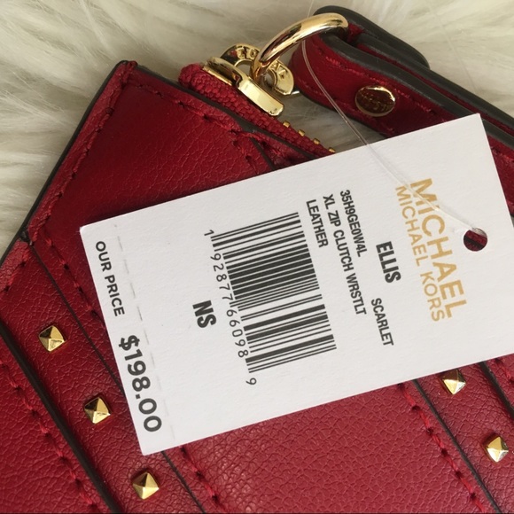 Last one ✨Michael Kors Ellis XL wristlet - Picture 4 of 6